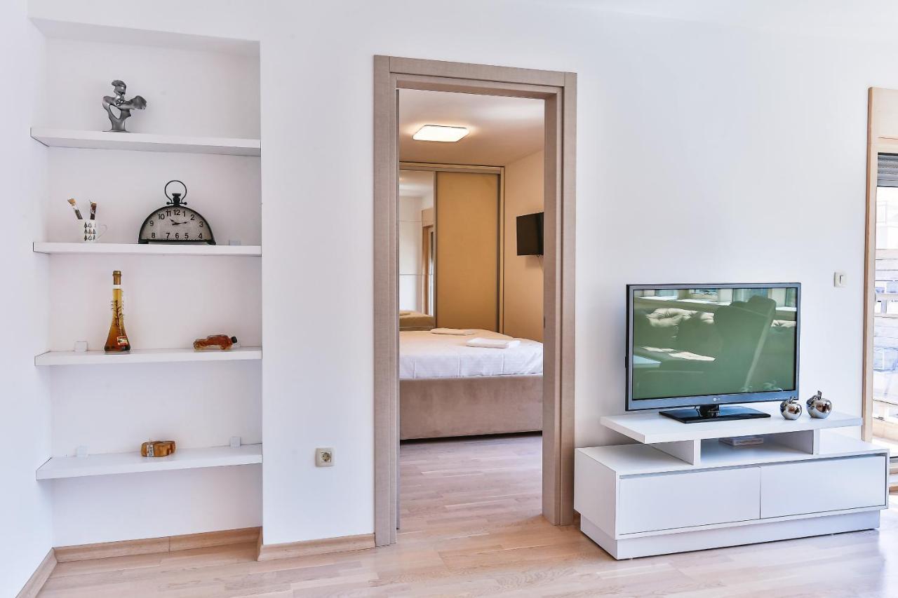 Montesun Fontana Apartments Budua Esterno foto