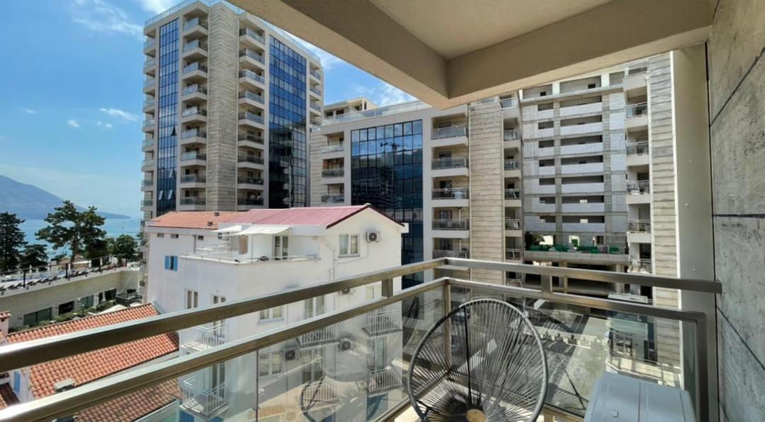 Montesun Fontana Apartments Budua Esterno foto