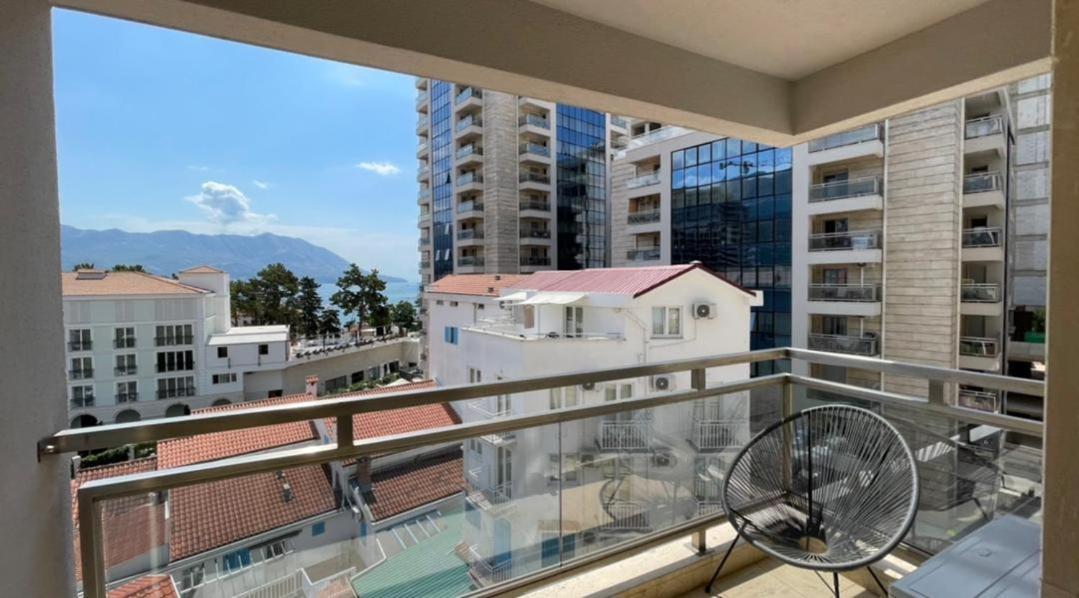 Montesun Fontana Apartments Budua Esterno foto